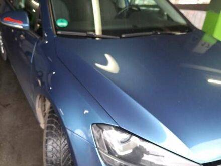 Синий Фольксваген Гольф, объемом двигателя 1.6 л и пробегом 248 тыс. км за 12500 $, фото 1 на Automoto.ua