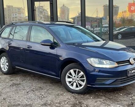 Синий Фольксваген Гольф, объемом двигателя 1.6 л и пробегом 239 тыс. км за 12990 $, фото 1 на Automoto.ua