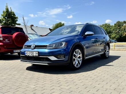 Синий Фольксваген Гольф, объемом двигателя 1.8 л и пробегом 107 тыс. км за 13900 $, фото 1 на Automoto.ua