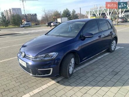 Синий Фольксваген Гольф, объемом двигателя 0 л и пробегом 47 тыс. км за 12500 $, фото 1 на Automoto.ua