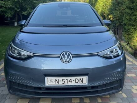 Синий Фольксваген Гольф, объемом двигателя 10 л и пробегом 950 тыс. км за 16500 $, фото 1 на Automoto.ua