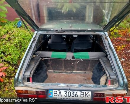 Зеленый Фольксваген Гольф, объемом двигателя 1.6 л и пробегом 430 тыс. км за 900 $, фото 7 на Automoto.ua