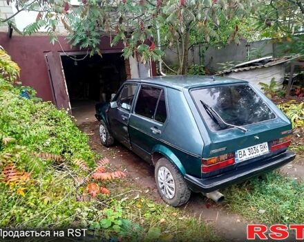 Зеленый Фольксваген Гольф, объемом двигателя 1.6 л и пробегом 430 тыс. км за 900 $, фото 6 на Automoto.ua