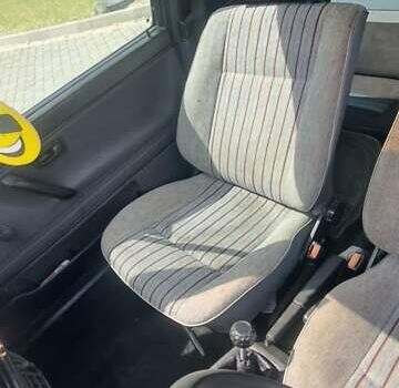 Зеленый Фольксваген Гольф, объемом двигателя 1.8 л и пробегом 300 тыс. км за 1000 $, фото 21 на Automoto.ua