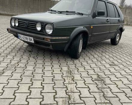 Зеленый Фольксваген Гольф, объемом двигателя 1.6 л и пробегом 233 тыс. км за 1200 $, фото 4 на Automoto.ua