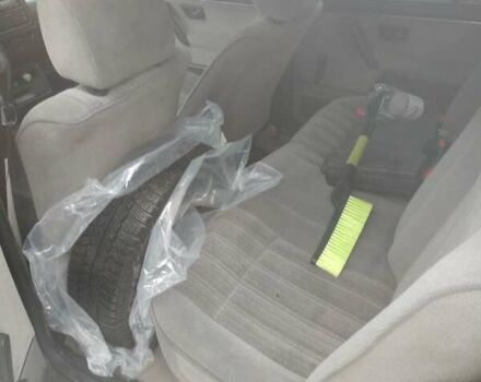 Фольксваген Гольф 1991 у Жмеренке на Automoto.ua Зелений Фольксваген Гольф, об'ємом двигуна 1.8 л та пробігом 200 тис. км за 2000 $, фото 5 на Automoto.ua