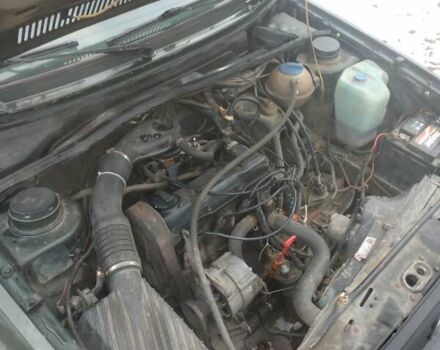 Фольксваген Гольф 1991 у Жмеренке на Automoto.ua Зелений Фольксваген Гольф, об'ємом двигуна 1.8 л та пробігом 200 тис. км за 2000 $, фото 3 на Automoto.ua