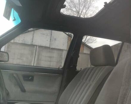 Фольксваген Гольф 1991 у Жмеренке на Automoto.ua Зелений Фольксваген Гольф, об'ємом двигуна 1.8 л та пробігом 200 тис. км за 2000 $, фото 4 на Automoto.ua