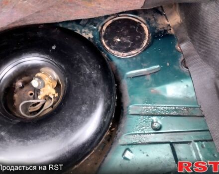 Зеленый Фольксваген Гольф, объемом двигателя 1.8 л и пробегом 164 тыс. км за 1399 $, фото 9 на Automoto.ua