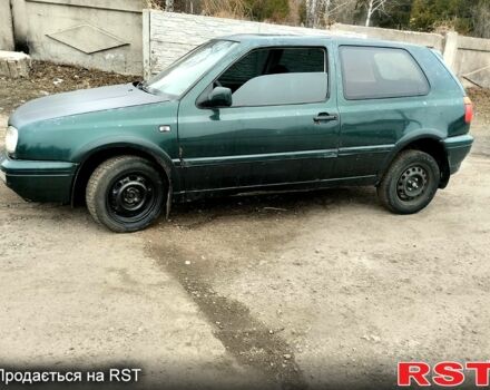 Зеленый Фольксваген Гольф, объемом двигателя 1.8 л и пробегом 164 тыс. км за 1399 $, фото 3 на Automoto.ua