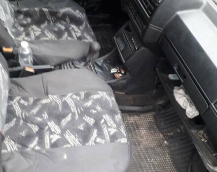 Зеленый Фольксваген Гольф, объемом двигателя 1.6 л и пробегом 427 тыс. км за 850 $, фото 2 на Automoto.ua