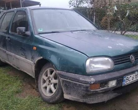 Зеленый Фольксваген Гольф, объемом двигателя 1.39 л и пробегом 315 тыс. км за 800 $, фото 1 на Automoto.ua