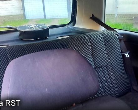 Зеленый Фольксваген Гольф, объемом двигателя 1.4 л и пробегом 260 тыс. км за 1420 $, фото 3 на Automoto.ua