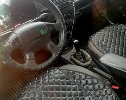 Зелений Фольксваген Гольф, об'ємом двигуна 1.9 л та пробігом 300 тис. км за 1999 $, фото 1 на Automoto.ua