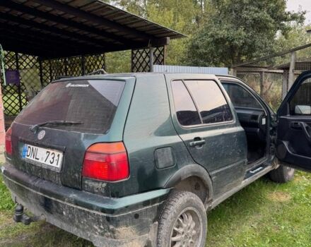 Зелений Фольксваген Гольф, об'ємом двигуна 1.9 л та пробігом 300 тис. км за 600 $, фото 2 на Automoto.ua