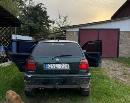 Зелений Фольксваген Гольф, об'ємом двигуна 1.9 л та пробігом 300 тис. км за 600 $, фото 1 на Automoto.ua