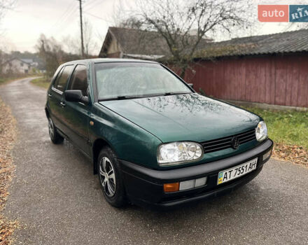 Зеленый Фольксваген Гольф, объемом двигателя 0 л и пробегом 266 тыс. км за 1799 $, фото 4 на Automoto.ua