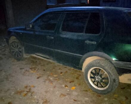 Зеленый Фольксваген Гольф, объемом двигателя 1.4 л и пробегом 97 тыс. км за 1700 $, фото 3 на Automoto.ua