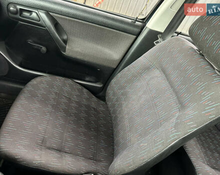 Зеленый Фольксваген Гольф, объемом двигателя 0 л и пробегом 266 тыс. км за 1799 $, фото 12 на Automoto.ua