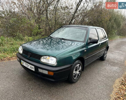 Зеленый Фольксваген Гольф, объемом двигателя 0 л и пробегом 266 тыс. км за 1799 $, фото 5 на Automoto.ua