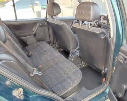 Зеленый Фольксваген Гольф, объемом двигателя 1.39 л и пробегом 245 тыс. км за 2290 $, фото 3 на Automoto.ua