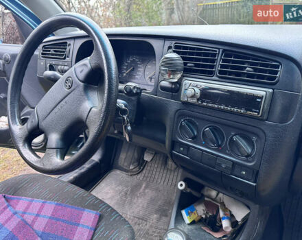 Зеленый Фольксваген Гольф, объемом двигателя 0 л и пробегом 199 тыс. км за 3800 $, фото 10 на Automoto.ua