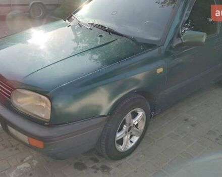 Зелений Фольксваген Гольф, об'ємом двигуна 1.6 л та пробігом 382 тис. км за 1799 $, фото 3 на Automoto.ua