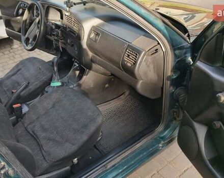 Зелений Фольксваген Гольф, об'ємом двигуна 1.6 л та пробігом 382 тис. км за 1799 $, фото 6 на Automoto.ua