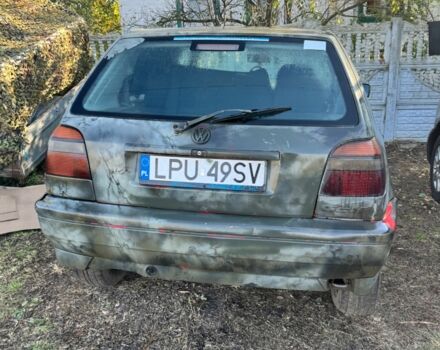 Зеленый Фольксваген Гольф, объемом двигателя 1.6 л и пробегом 240 тыс. км за 750 $, фото 5 на Automoto.ua