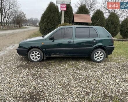 Зеленый Фольксваген Гольф, объемом двигателя 1.78 л и пробегом 230 тыс. км за 2450 $, фото 1 на Automoto.ua
