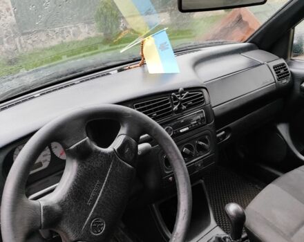 Зелений Фольксваген Гольф, об'ємом двигуна 0 л та пробігом 165 тис. км за 2400 $, фото 5 на Automoto.ua