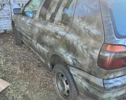 Зеленый Фольксваген Гольф, объемом двигателя 1.6 л и пробегом 240 тыс. км за 750 $, фото 3 на Automoto.ua