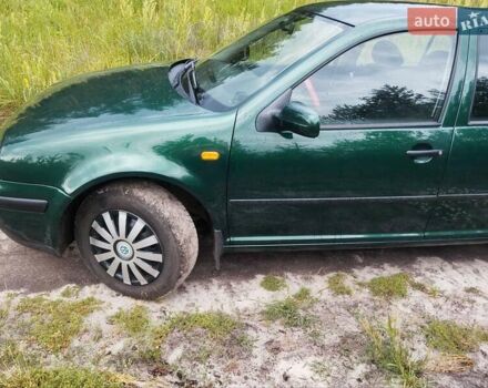 Зеленый Фольксваген Гольф, объемом двигателя 1.4 л и пробегом 326 тыс. км за 3800 $, фото 3 на Automoto.ua