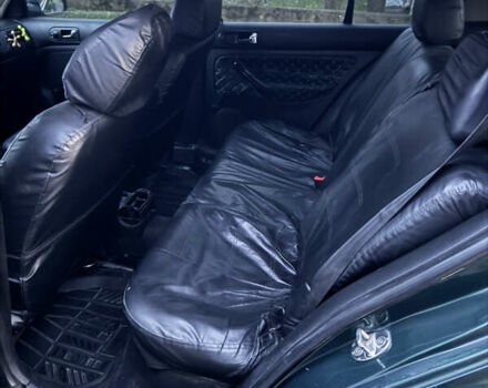 Зеленый Фольксваген Гольф, объемом двигателя 1.4 л и пробегом 366 тыс. км за 2850 $, фото 24 на Automoto.ua