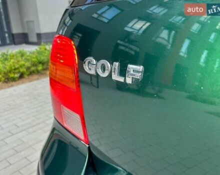 Зеленый Фольксваген Гольф, объемом двигателя 1.6 л и пробегом 226 тыс. км за 3600 $, фото 17 на Automoto.ua