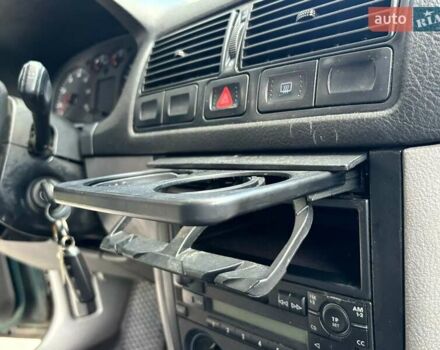 Зеленый Фольксваген Гольф, объемом двигателя 1.6 л и пробегом 226 тыс. км за 3600 $, фото 20 на Automoto.ua