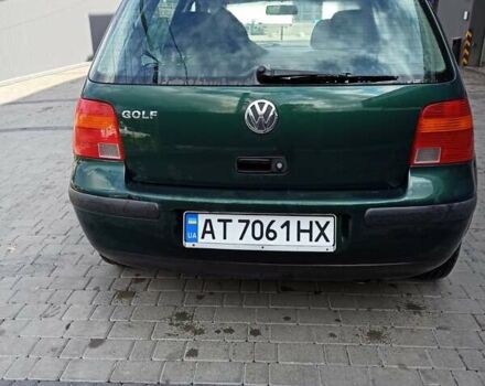 Зеленый Фольксваген Гольф, объемом двигателя 1.39 л и пробегом 225 тыс. км за 4200 $, фото 3 на Automoto.ua