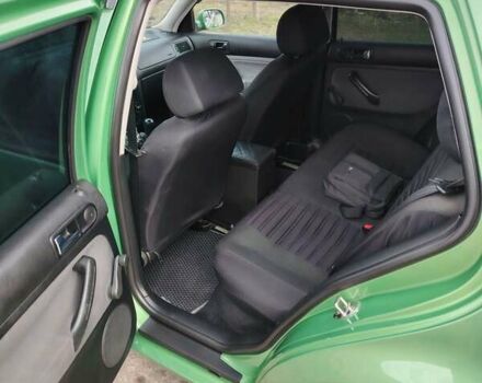 Зеленый Фольксваген Гольф, объемом двигателя 1.39 л и пробегом 237 тыс. км за 3970 $, фото 7 на Automoto.ua