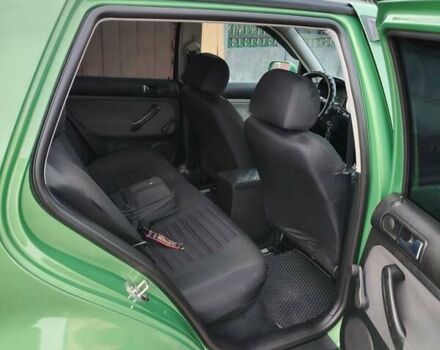 Зеленый Фольксваген Гольф, объемом двигателя 1.39 л и пробегом 237 тыс. км за 3970 $, фото 18 на Automoto.ua