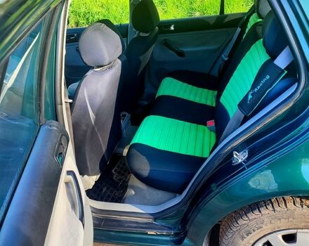 Зелений Фольксваген Гольф, об'ємом двигуна 1.4 л та пробігом 280 тис. км за 4200 $, фото 2 на Automoto.ua