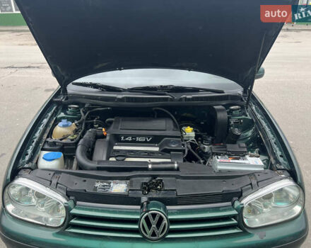 Зелений Фольксваген Гольф, об'ємом двигуна 1.39 л та пробігом 172 тис. км за 3500 $, фото 11 на Automoto.ua