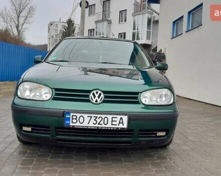 Зеленый Фольксваген Гольф, объемом двигателя 1.39 л и пробегом 170 тыс. км за 2999 $, фото 1 на Automoto.ua