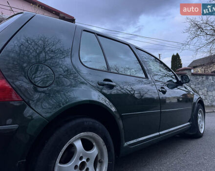 Зеленый Фольксваген Гольф, объемом двигателя 1.4 л и пробегом 366 тыс. км за 2850 $, фото 8 на Automoto.ua
