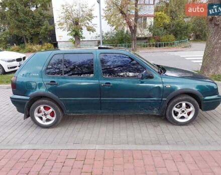 Фольксваген Гольф 1998 в Могилев-Подольском на Automoto.ua Зеленый Фольксваген Гольф, объемом двигателя 1.39 л и пробегом 384 тыс. км за 2200 $, фото 10 на Automoto.ua