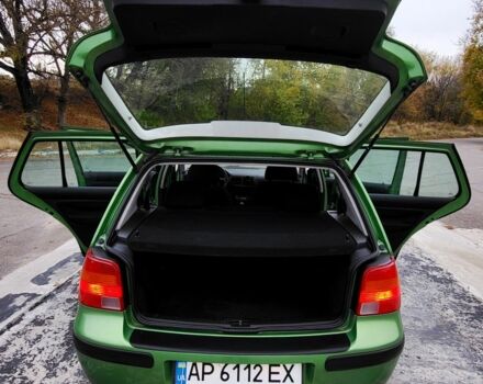 Зеленый Фольксваген Гольф, объемом двигателя 1.4 л и пробегом 200 тыс. км за 2850 $, фото 6 на Automoto.ua