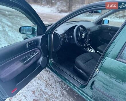 Зелений Фольксваген Гольф, об'ємом двигуна 1.6 л та пробігом 225 тис. км за 5200 $, фото 8 на Automoto.ua