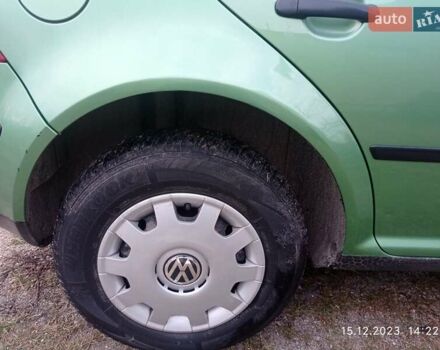 Зеленый Фольксваген Гольф, объемом двигателя 1.4 л и пробегом 309 тыс. км за 4200 $, фото 8 на Automoto.ua