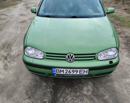 Зеленый Фольксваген Гольф, объемом двигателя 1.39 л и пробегом 237 тыс. км за 3970 $, фото 1 на Automoto.ua