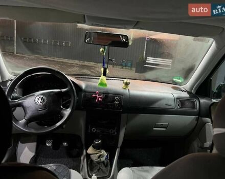 Зеленый Фольксваген Гольф, объемом двигателя 1.39 л и пробегом 186 тыс. км за 3250 $, фото 18 на Automoto.ua