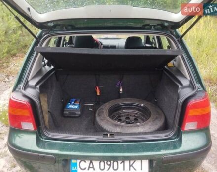 Зеленый Фольксваген Гольф, объемом двигателя 1.4 л и пробегом 326 тыс. км за 3800 $, фото 6 на Automoto.ua